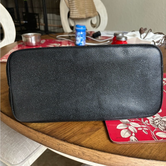 Chanel Black Quilted Caviar Leather Medallion Tote (Authentic Pre-Owned) - Picture 3 of 9